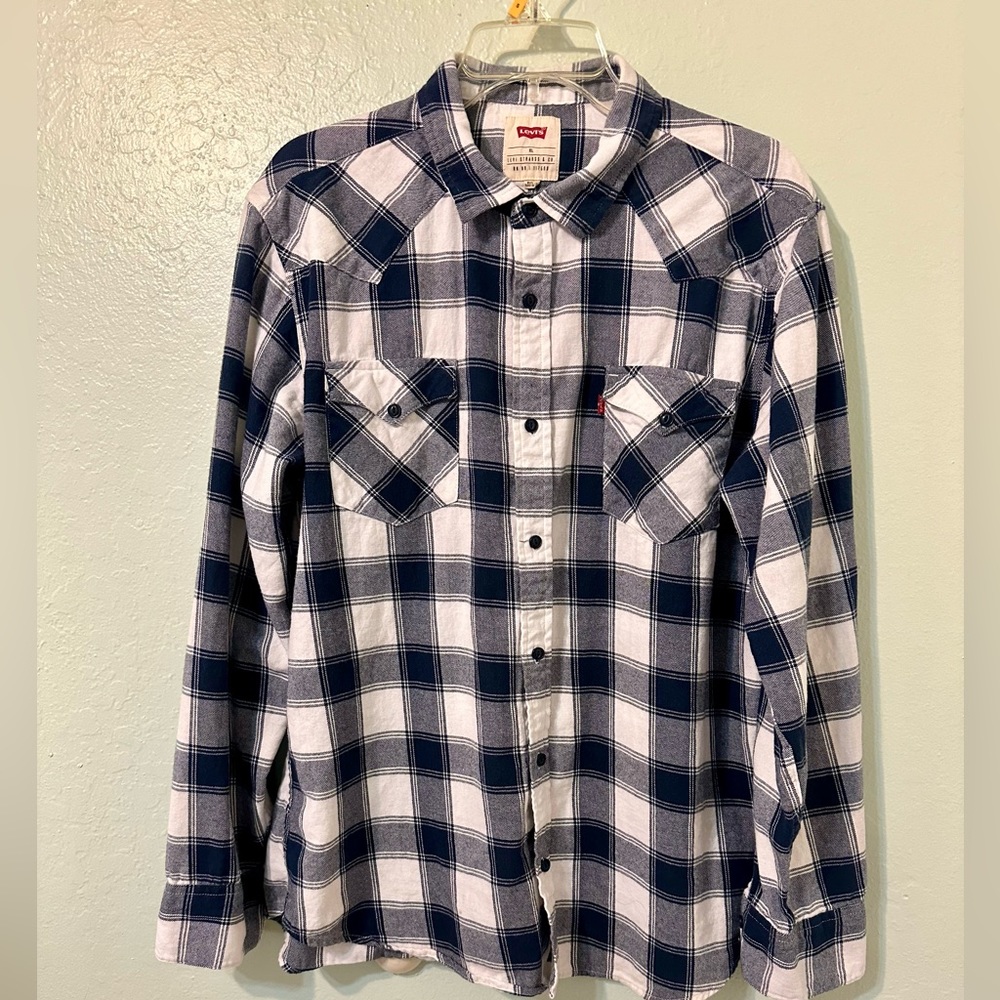 Men’s Levi’s Flannel Dress Shirt